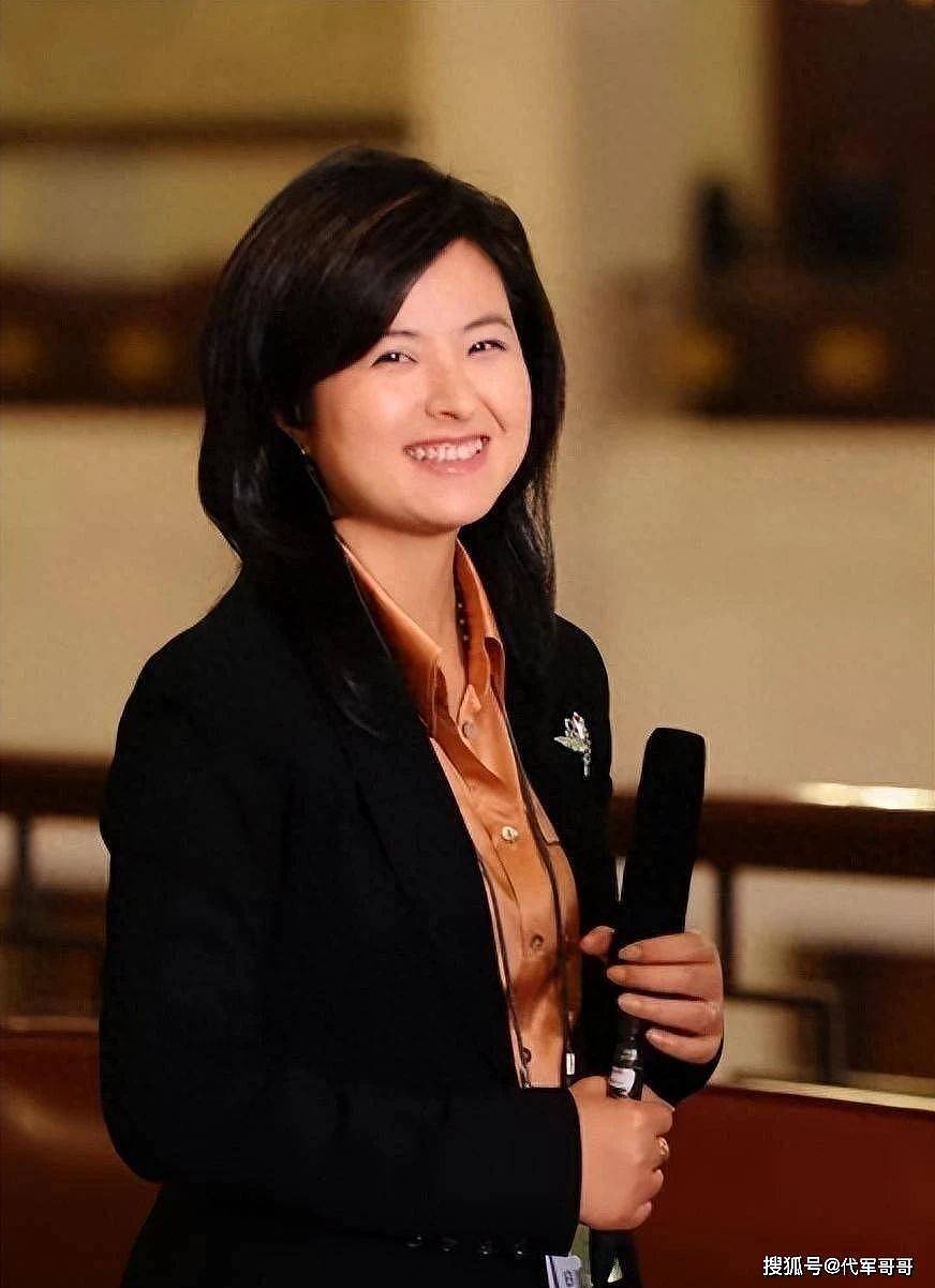 她曾是央视一枝花，低调嫁给大18岁李铁，如今...（组图） - 1