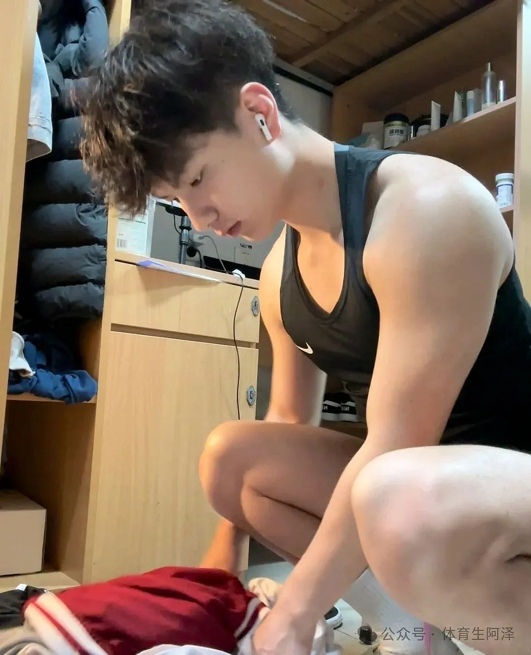 【帅哥】185男大健身博主，拍照姿势太诱惑，网友：是懂的诱惑通讯录的...（组图） - 6