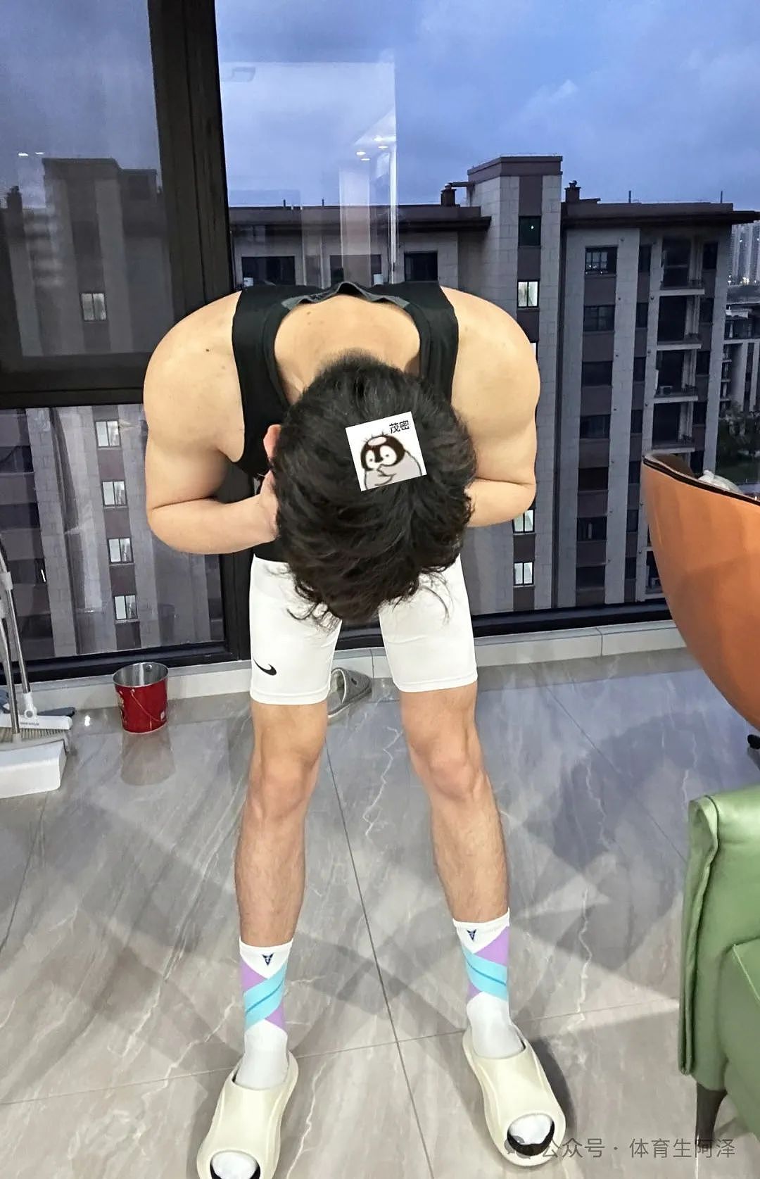 【帅哥】185男大健身博主，拍照姿势太诱惑，网友：是懂的诱惑通讯录的...（组图） - 8