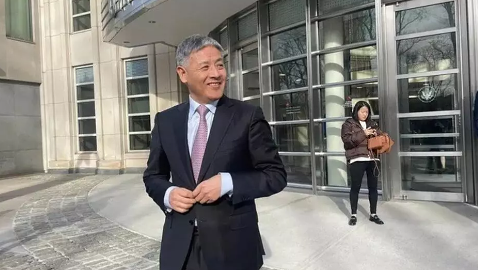 参与“猎狐行动”:华人商界领袖被判20个月徒刑(图) - 1