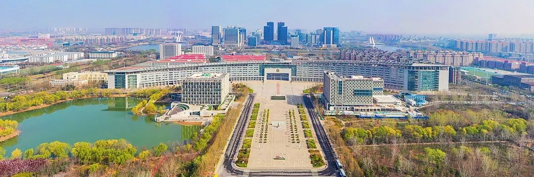太逆天了!中国这座教学楼以736米的长度喜提“亚洲第一长”!网友:世界上最遥远的距离又出现了(组图) - 17