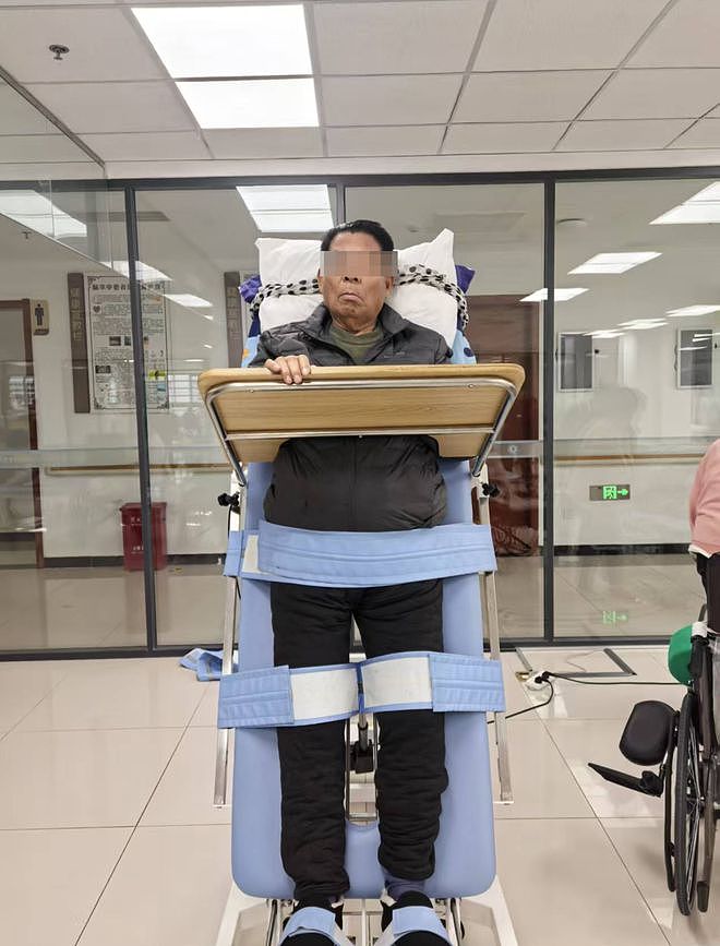 亿万富豪父子“股权争夺战”后续：父亲起诉长子要求撤销股权转让协议，一审被驳回（组图） - 3