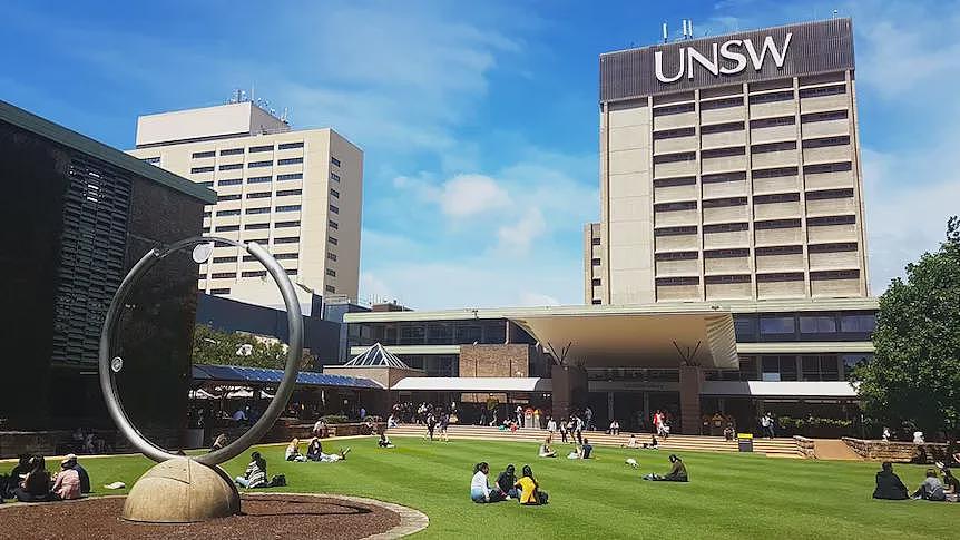 澳洲大学官宣暴涨留学生学费!留子爆哭:收到offer还没入学,钱包就被掏空了…(组图) - 6