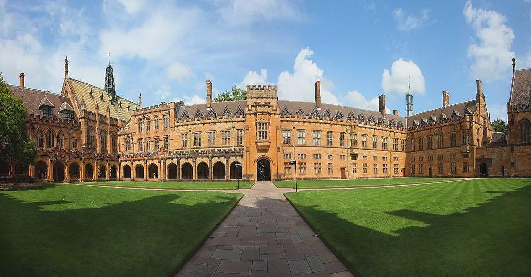 澳洲大学官宣暴涨留学生学费!留子爆哭:收到offer还没入学,钱包就被掏空了…(组图) - 7