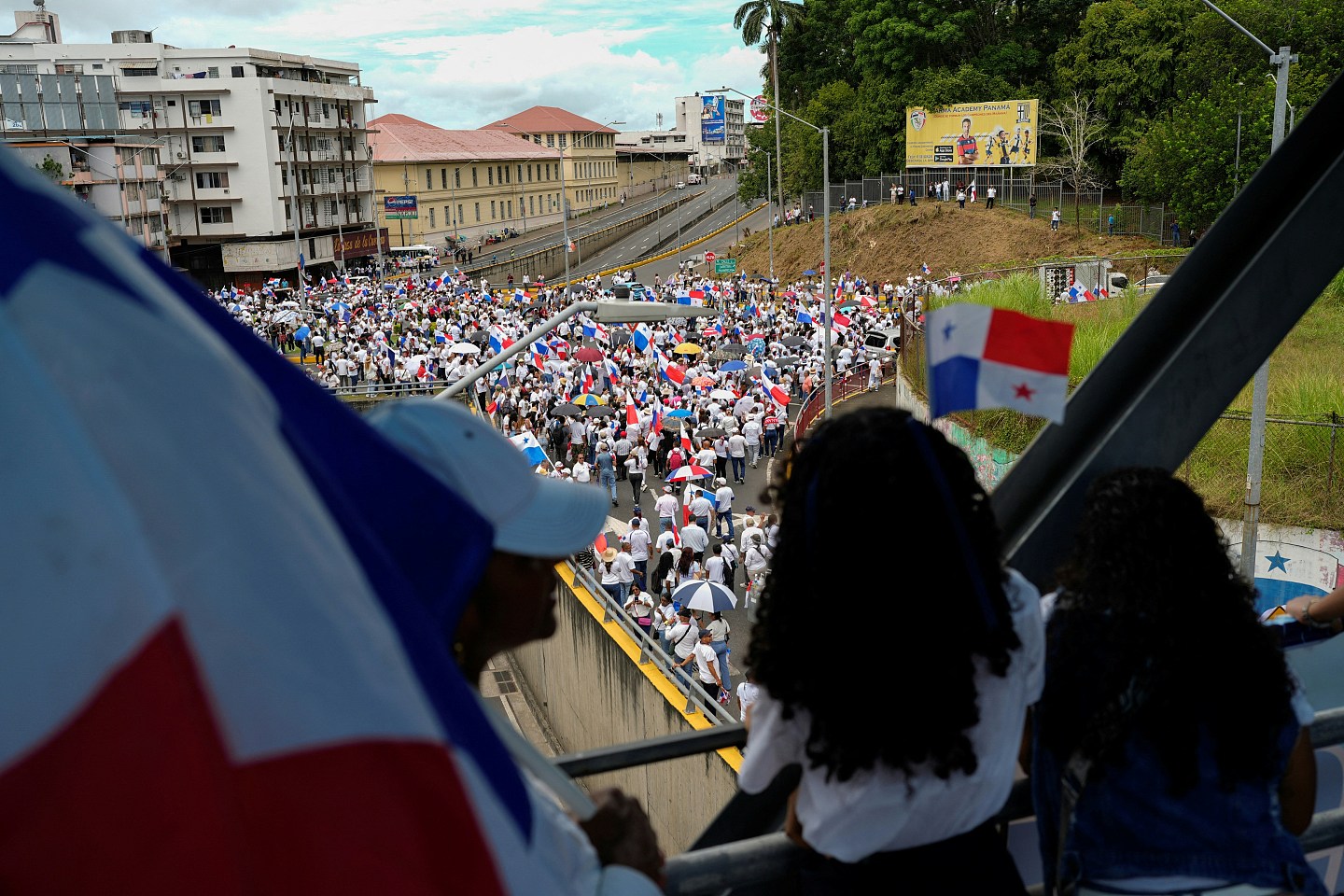 巴拿马爆发示威，吁捍卫巴拿马运河主权，反对与美国签署协议（组图） - 2
