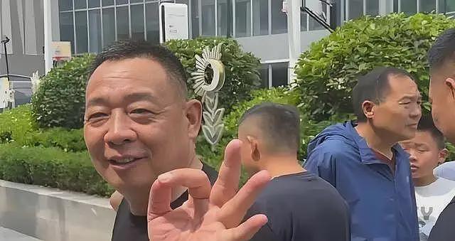 胖东来事件大结局!官方出手,柴怼怼“底裤”被扒,胖东来保住了(组图) - 23