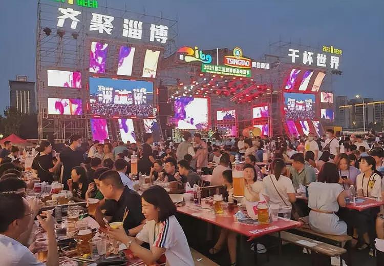 虚假繁荣？五一假期各地景区人山人海，为什么大家却不愿意花钱？（组图） - 4