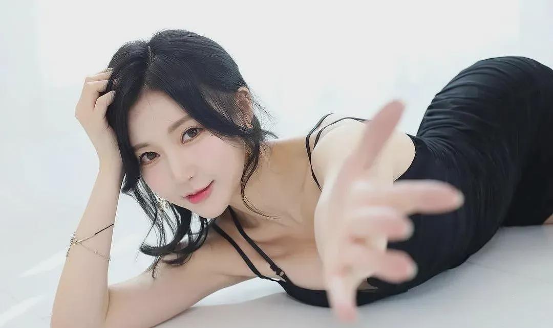 【美女】微胖女神健身三年，大尺度身材引围观！网友：太绝了（组图） - 13