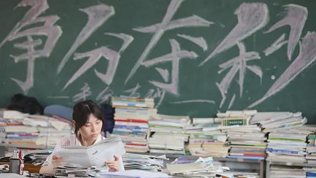 中国高中生恢复周末双休日为何阻力重重（组图） - 1