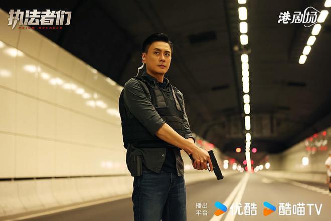 《执法者们》定档，TVB老牌视帝齐上阵，这阵容光是看脸都值得追（组图） - 3