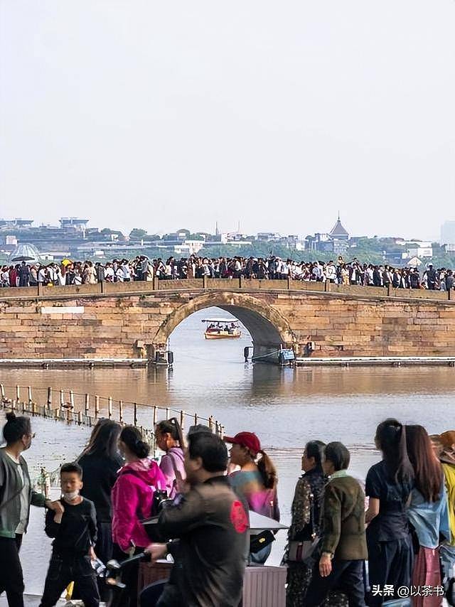 五一最惨十景区：泰山简直要命！第一太太过分（组图） - 16
