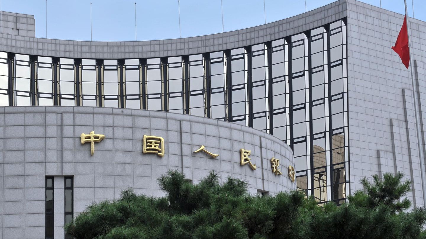 降准降息、完善结构性货币政策工具，中国央行十箭齐发稳市场稳预期（组图） - 1