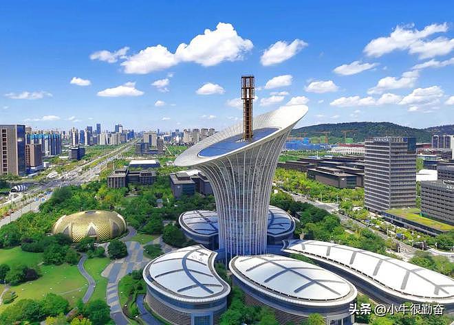 武汉五一游客暴涨12倍！这座工业城如何逆袭成“顶流”？（组图） - 1