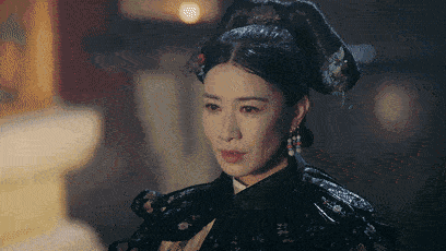 “狠人”佘诗曼,已身价过亿(组图) - 12