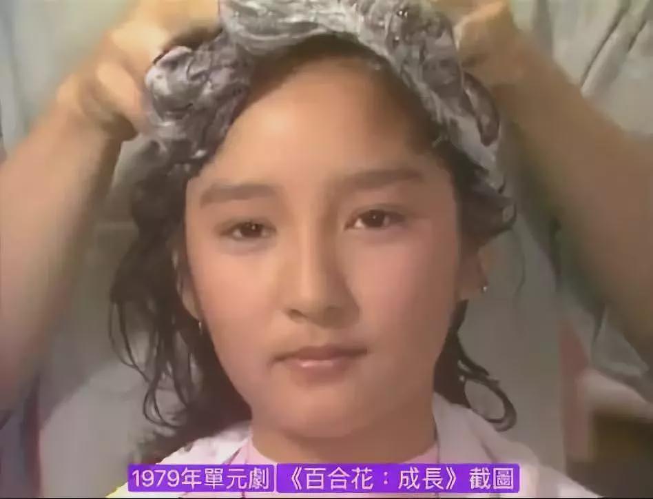 童年女神爱上大叔！17岁怀孕当小三，21岁生二胎被骗婚，今脱离渣男终于活明白了？（组图） - 15