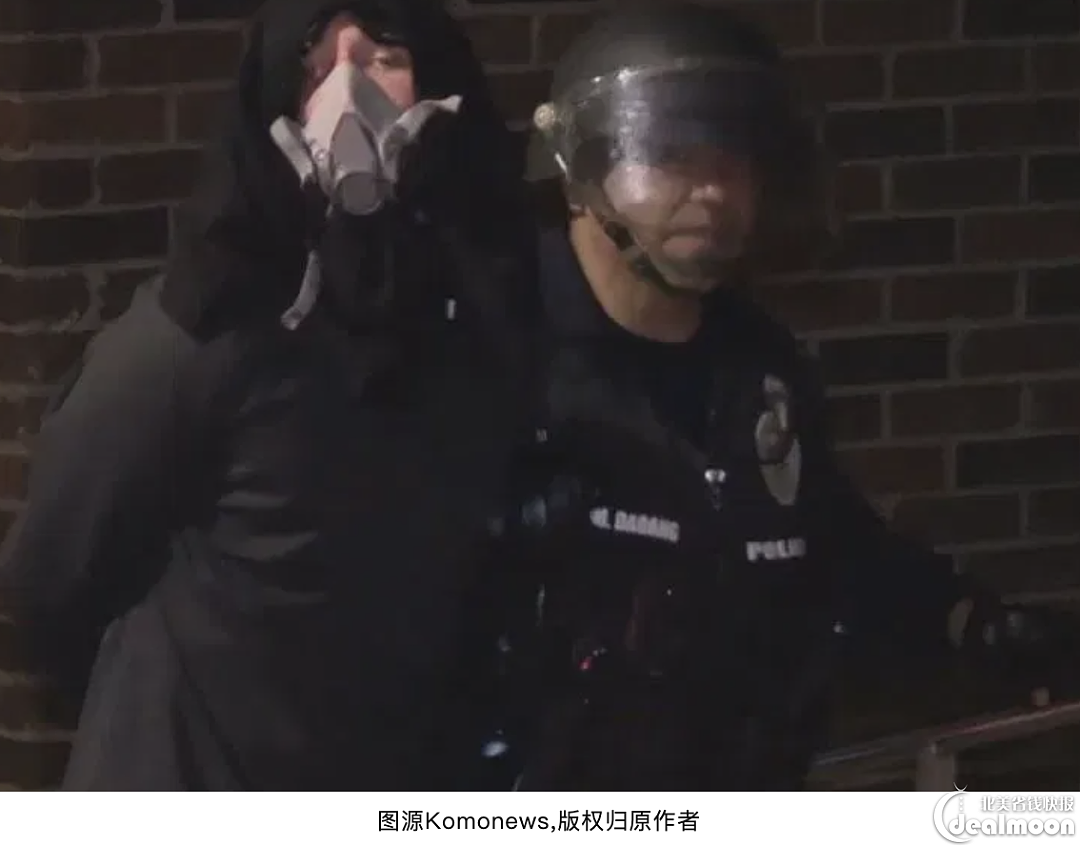 华大校园暴乱！火烧校园+占领教学楼！警方出击怒抓30名学生（组图） - 6