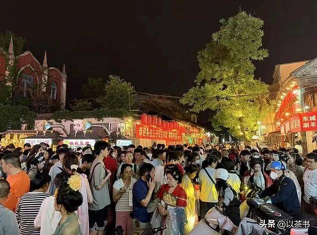 五一最惨十景区：泰山简直要命！第一太太过分（组图） - 27