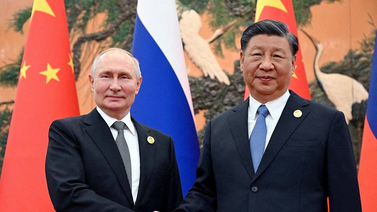 习近平抵达俄罗斯将晤普京,学者:冀巩固中俄合作共同制衡美国(组图) - 1