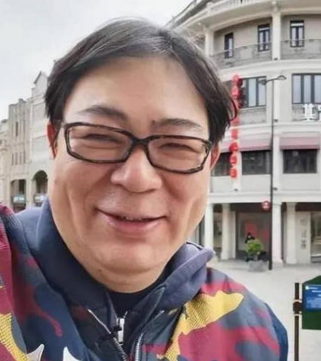 面相全变了！和妻子丁克，和情人生子，家暴出轨，如今遭央视换脸（组图） - 27