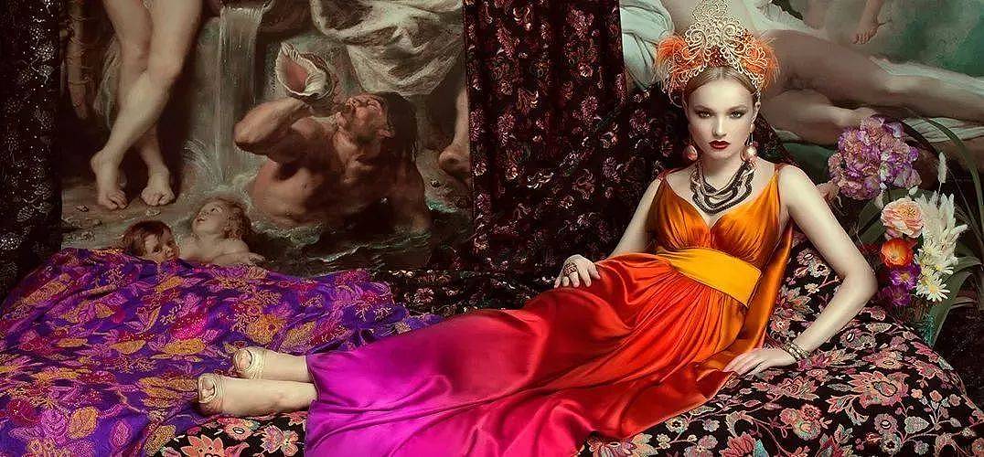 【时尚】辣眼睛！Lisa穿LV定制蕾丝透视三角裤套装征战Met Gala（组图） - 9