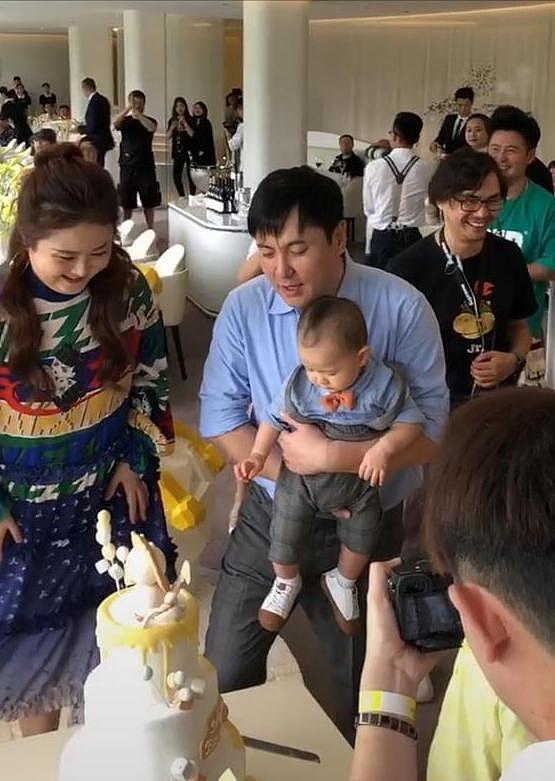 被粉丝宠了十年，这次终于轮到马丽被骂了（组图） - 38