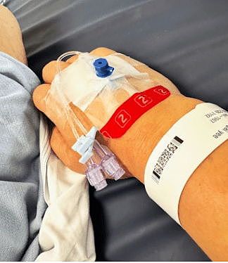 57岁王喜肾衰竭再入院手术，病床照曝光（组图） - 2