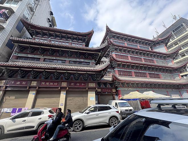 涉公司股权转让,宜宾前首富险被家人签字送进精神病院(组图) - 9