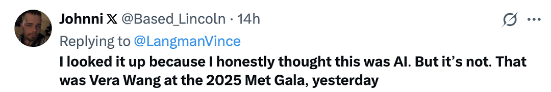 75岁王薇薇亮相Met Gala，深V开到肚脐，不老神话崩塌，全网：不敢认（组图） - 15