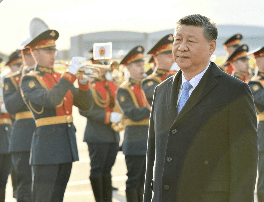 中国领导人抵莫斯科展开国事访问，机场讲话：中俄坚决反对霸权主义（组图） - 5