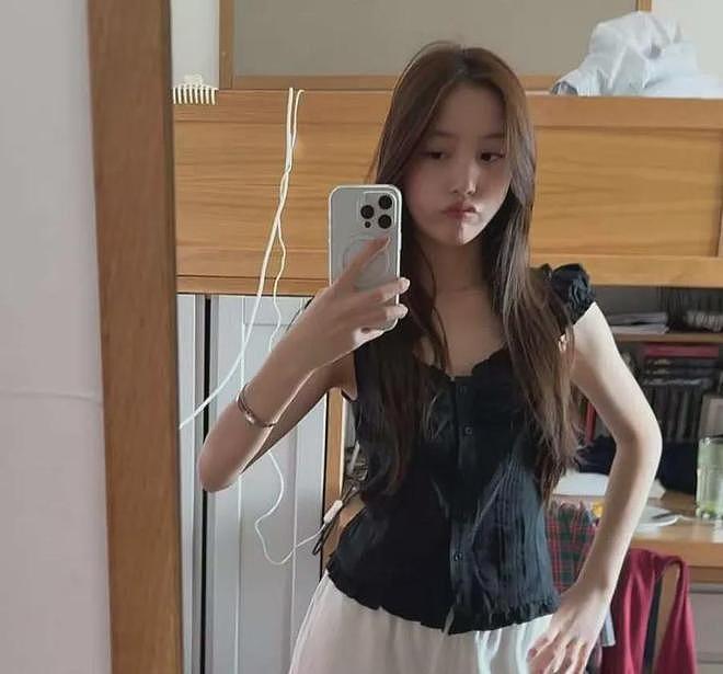 赵薇女儿近照神似网红,不像妈妈像爸爸,父母离婚只字未提抚养权(组图) - 14