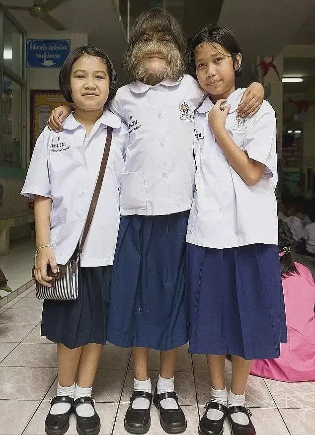 世界最多毛女孩剃光胡须！结束7年婚姻，高调公开新恋情？这回，她弯了...（组图） - 6