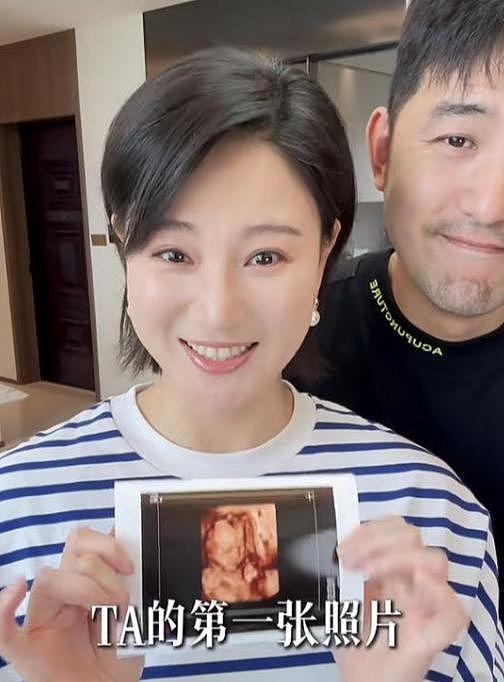 40岁演员侯梦莎官宣怀孕！晒孕肚照激动落泪，结婚四年备孕艰辛（组图） - 7