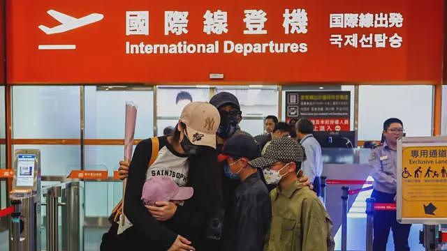 台湾当局视大陆为“敌对势力”，夹心层的“陆配”何以被要求除籍（组图） - 2