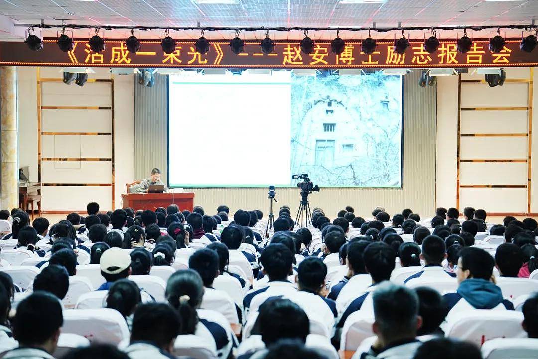 寒门学者论文致谢感动全网，耳鸣失眠成“努力病“（组图） - 2