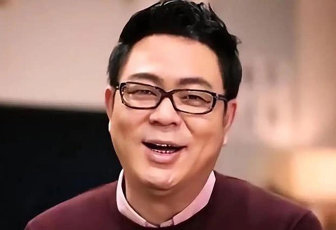 面相全变了！和妻子丁克，和情人生子，家暴出轨，如今遭央视换脸（组图） - 5