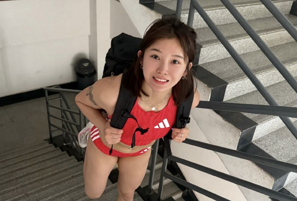 中国田径女神吴艳妮秀超难核心动作，变形“北欧挺”惊呆众人（视频/组图） - 2