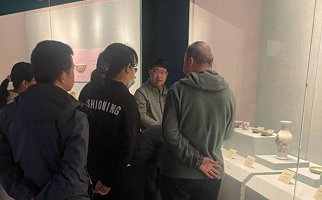 高中生指出博物馆多件藏品标识不当，官方：邀请其本人和专家共同探讨，已积极整改（组图） - 1