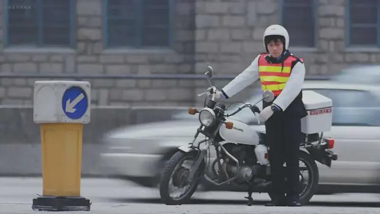继“不是你撞的,你为什么要扶”之后又出新词——未保持安全距离(组图) - 1