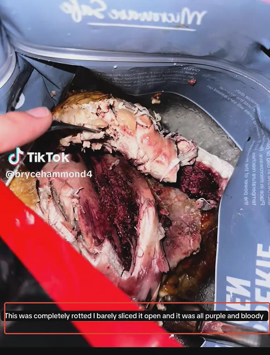 美国男子买了只Costco烤鸡，切开看到里面后大为震惊，气得立马退货大骂“太恶心”（组图） - 4