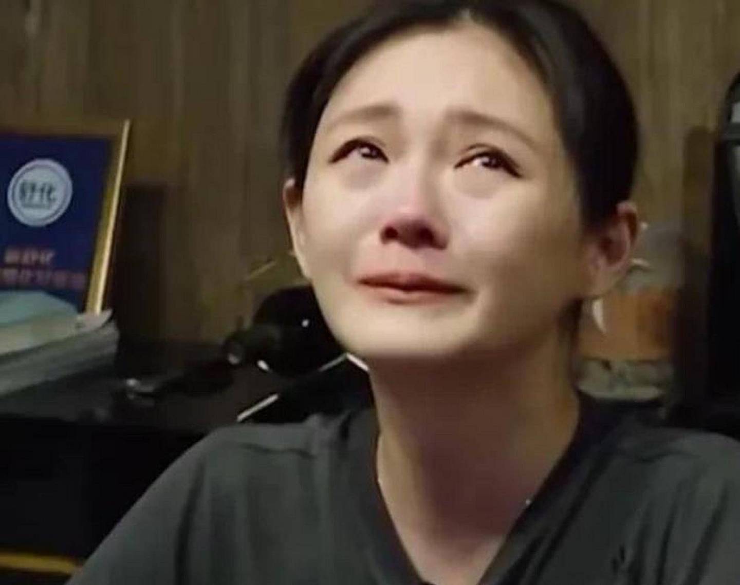 S妈难以走出悲痛,心疼到无法呼吸送急诊,小S女儿却忙着接手资源(组图) - 10