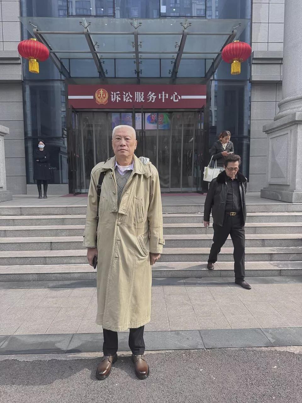 一起诉讼背后,宜宾前首富“险被送精神病院”风波(组图) - 1
