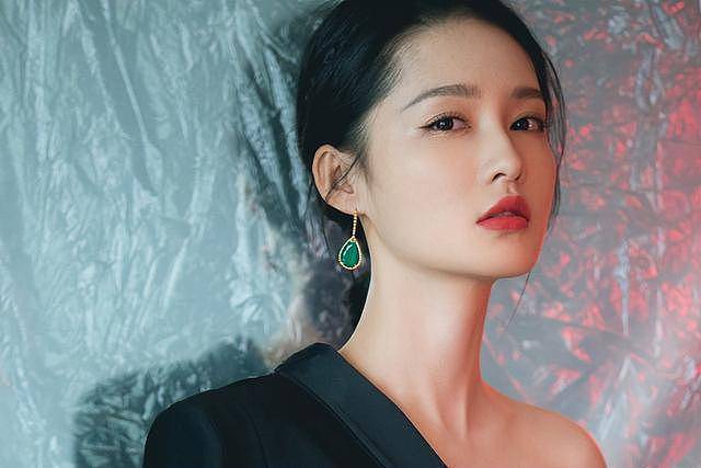 “太后的资源,丫鬟的命”,怎么捧都不红的这5位(组图) - 17