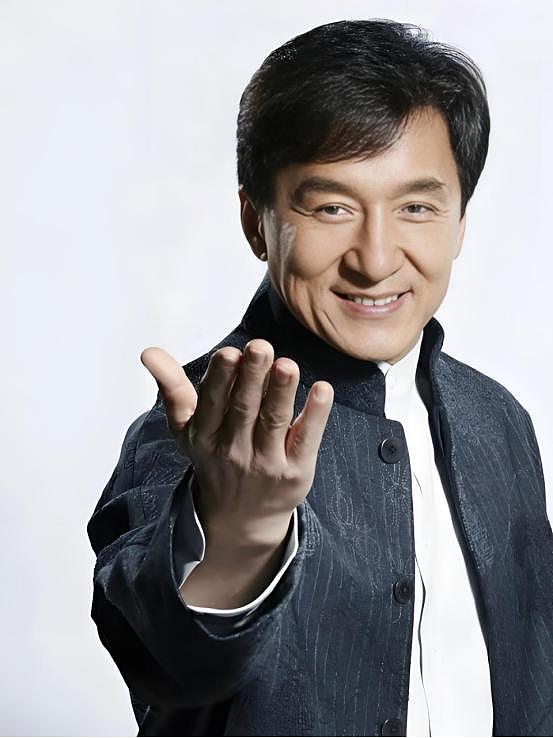 钟发炮轰成龙薄情!曝其替身重伤竟无人管(组图) - 5