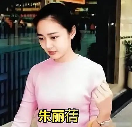 59岁朱丽倩:出身豪门46岁才生女儿,被评为“最辛苦天王嫂”(组图) - 6