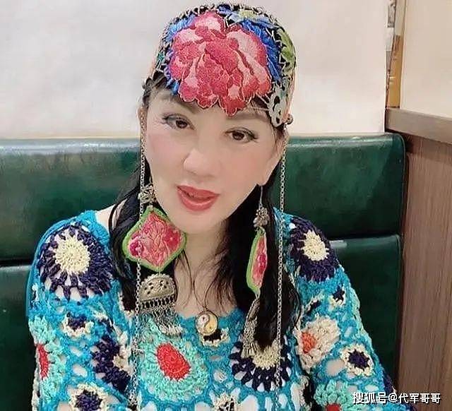 她曾是“中国第一美妇”，受克林顿接见，坐过牢生过娃，如今77岁还是单身（组图） - 3