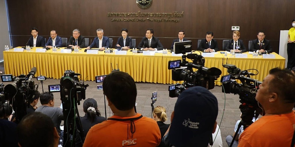 中铁公司向曼谷塌楼首批遇难者家属，每人发放23万慰问金（组图） - 2