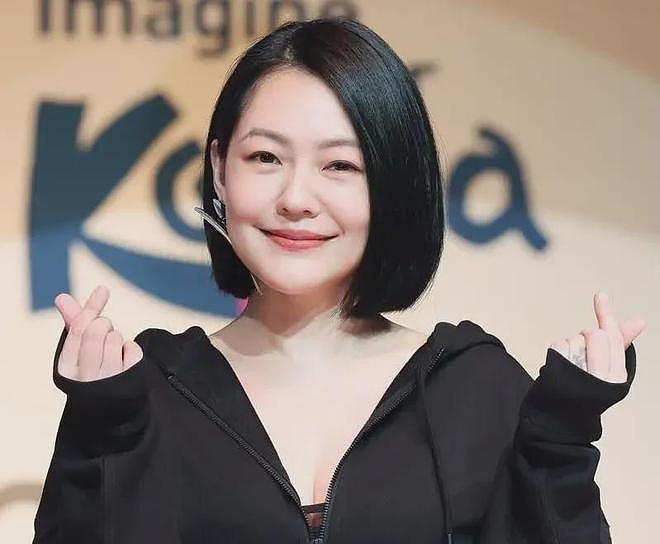 太唏嘘！大S留给女儿珠宝被搬走，小s联合众星掩盖热度，难上热搜（组图） - 1