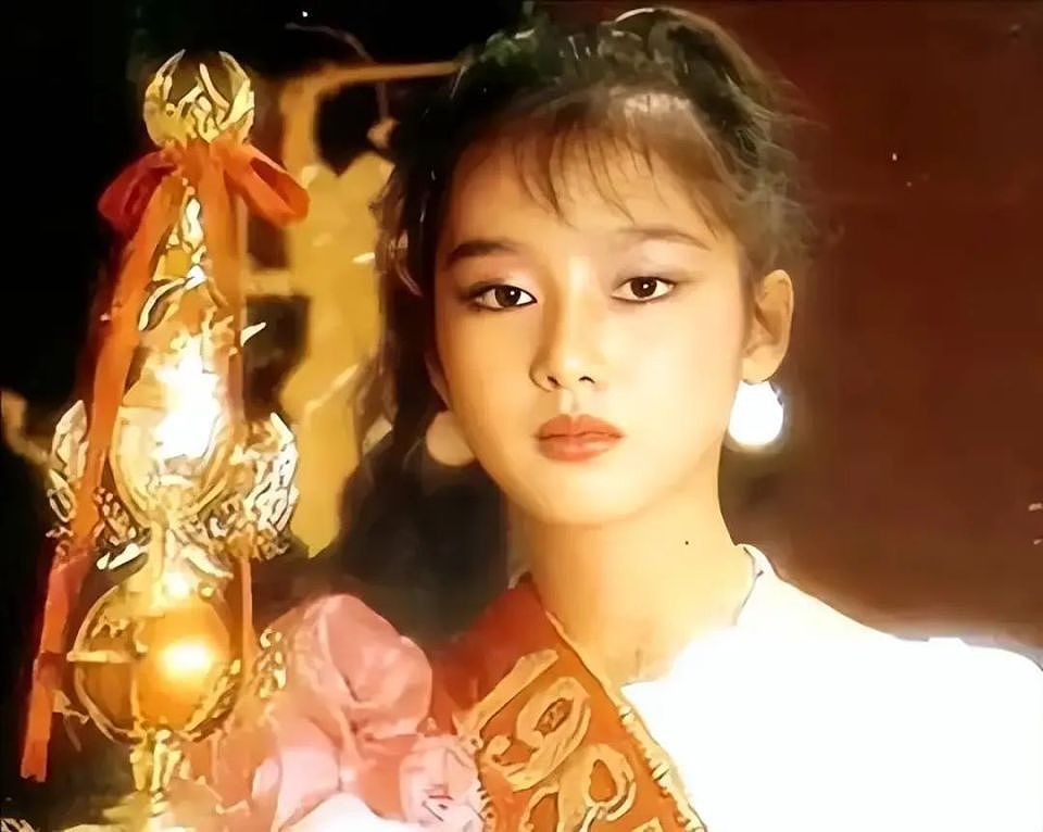 59岁朱丽倩:出身豪门46岁才生女儿,被评为“最辛苦天王嫂”(组图) - 12