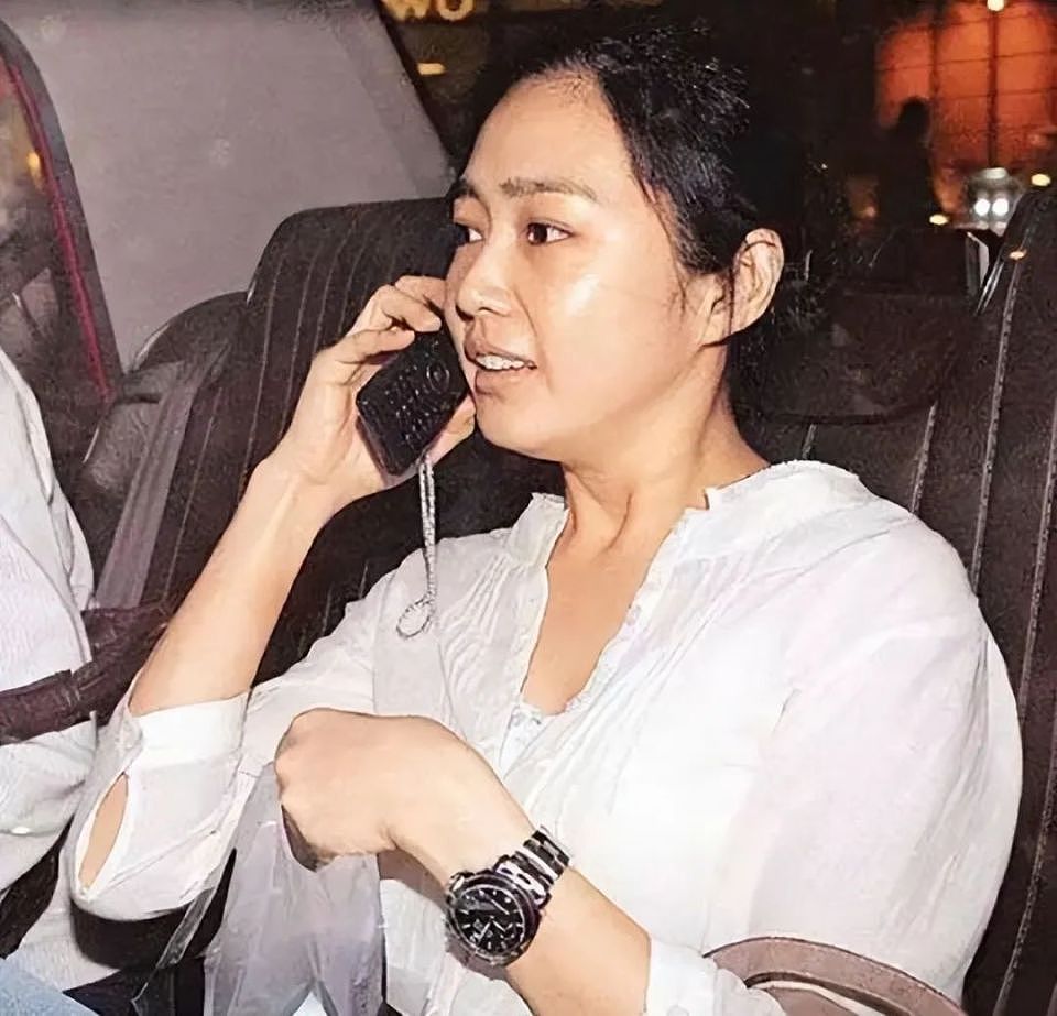 59岁朱丽倩:出身豪门46岁才生女儿,被评为“最辛苦天王嫂”(组图) - 13