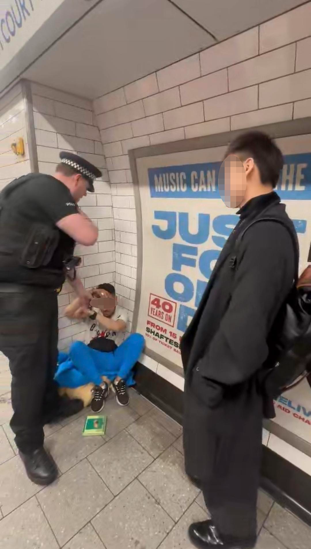 中国小伙国外街头被偷手机,“弹射起步”抓小偷一直追到地铁站!当事人系牛津大学博士(组图) - 5